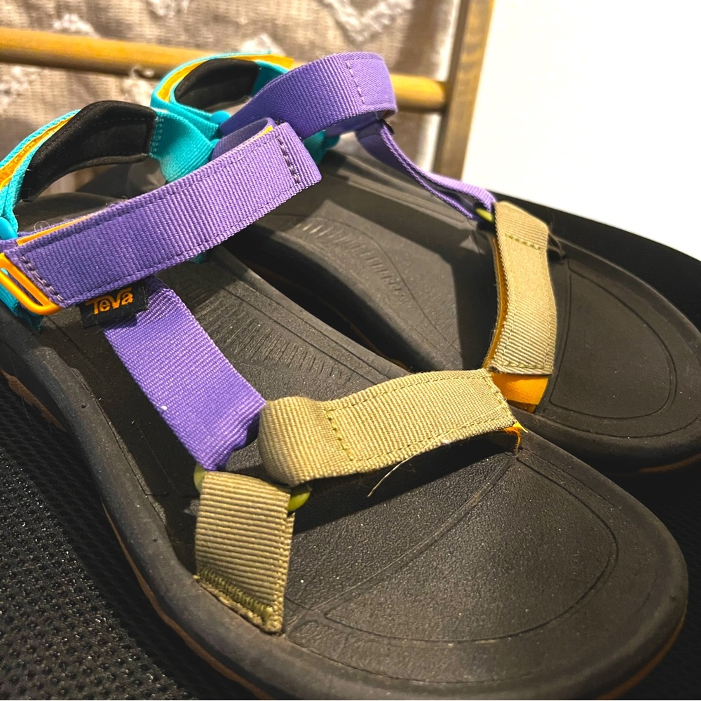 Teva Women's Hurricane XLT2 Bright Retro Multi